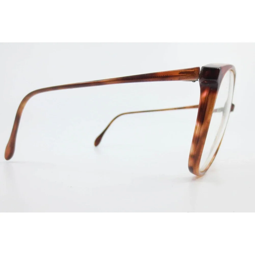 Visionary Eyewear pattern from showcase